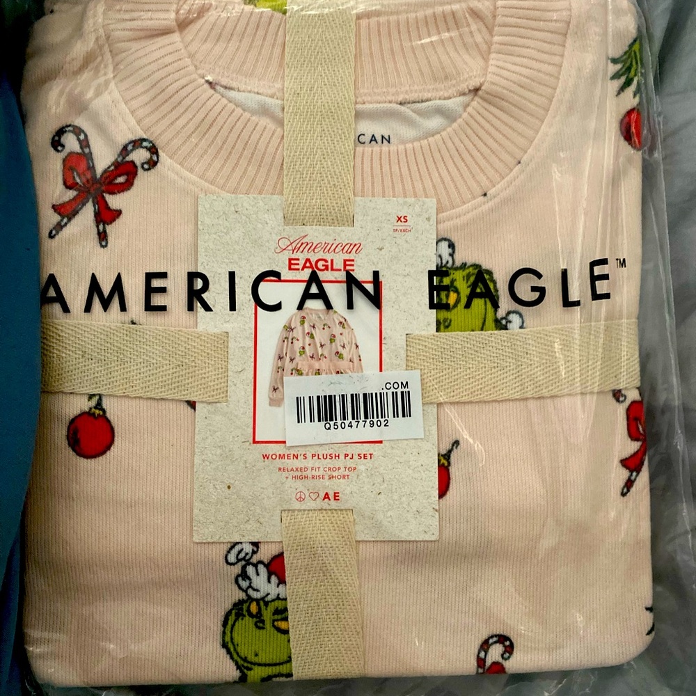 Ae American Eagle Plus Pj Pajama Set grinch candy cane women